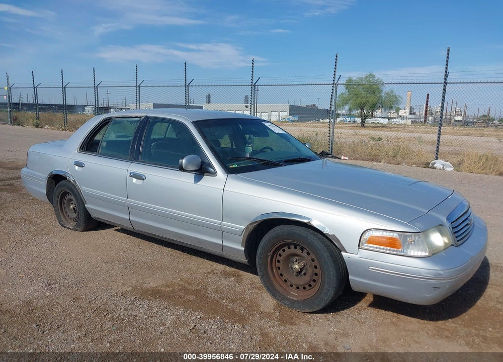 1999 FORD CROWN VICTORIA LX VIN: 2FAFP74W3XX121698