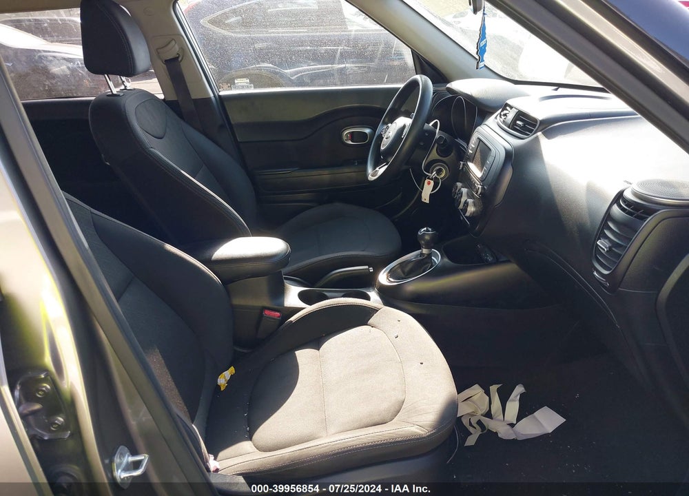 2018 KIA SOUL VIN: KNDJN2A20J7615836