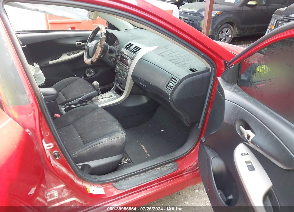 2011 TOYOTA COROLLA LE/S VIN: 2T1BU4EE8BC733561