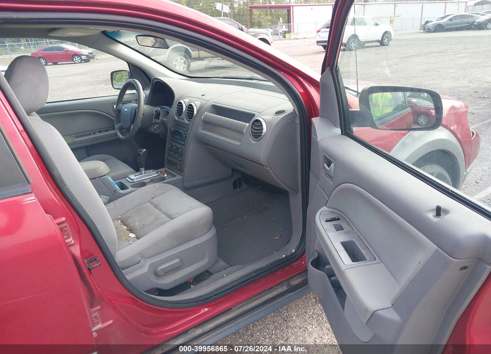 2006 FORD FREESTYLE SE VIN: 1FMZK01156GA39056