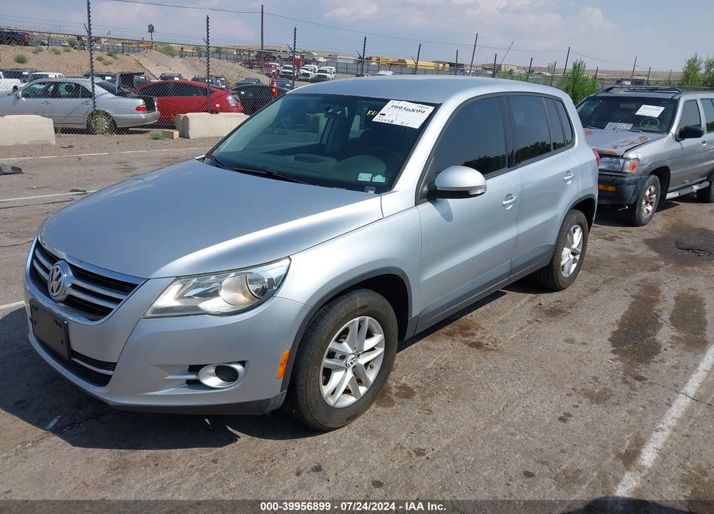 2011 VOLKSWAGEN TIGUAN S VIN: WVGAV7AX4BW506260