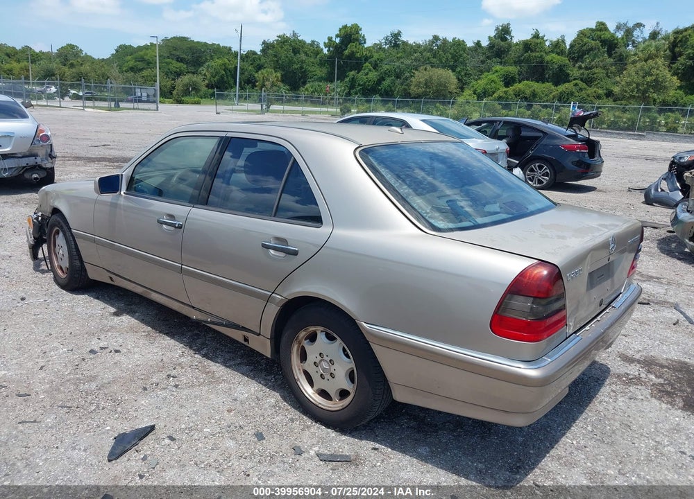 2000 MERCEDES-BENZ C 230 VIN: WDBHA24G6YA830487