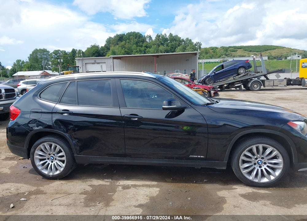 2015 BMW X1 XDRIVE28I VIN: WBAVL1C52FVY38629