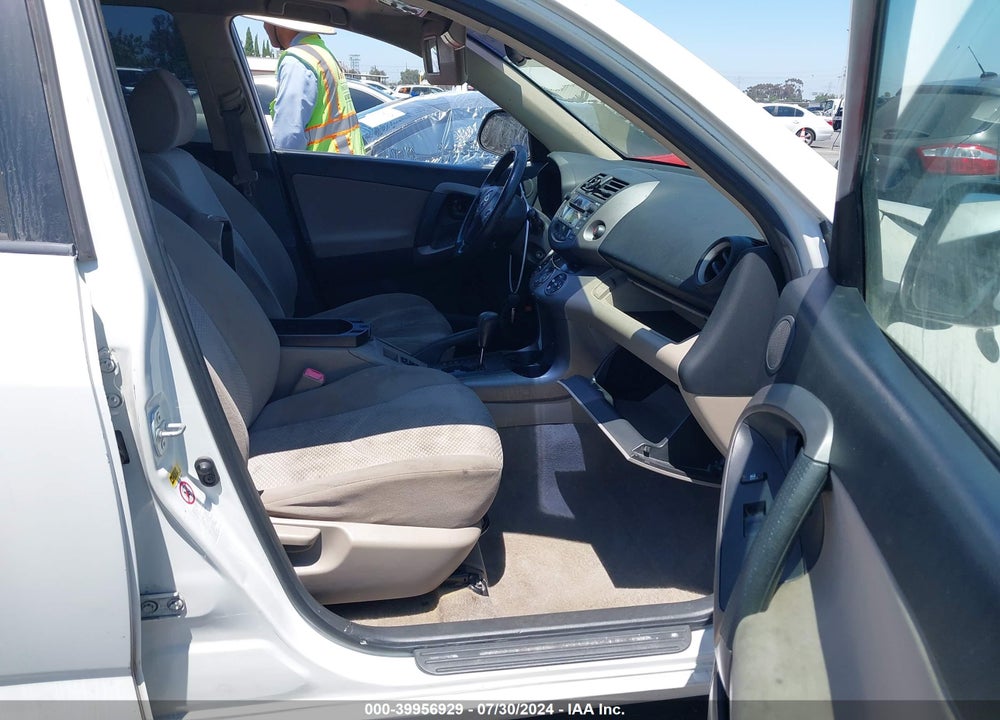 2007 TOYOTA RAV4 LIMITED V6 VIN: JTMZK31V175007369