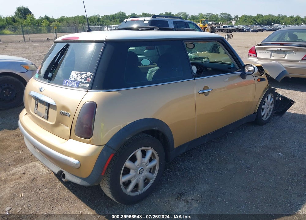 2004 MINI COOPER VIN: WMWRC334X4TC51529