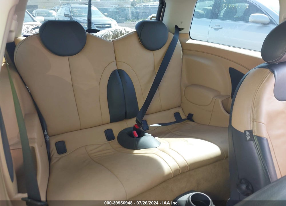 2004 MINI COOPER VIN: WMWRC334X4TC51529