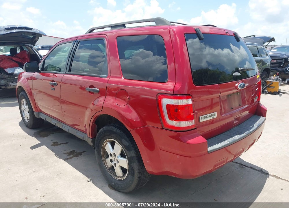 2011 FORD ESCAPE XLT VIN: 1FMCU0DG7BKB13049