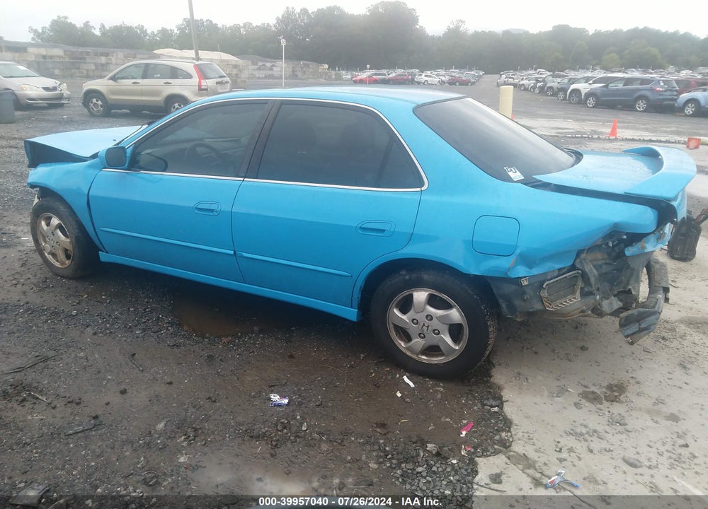 1998 HONDA ACCORD EX VIN: 1HGCG555XWA095990
