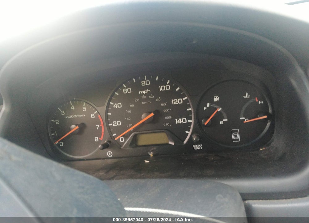 1998 HONDA ACCORD EX VIN: 1HGCG555XWA095990