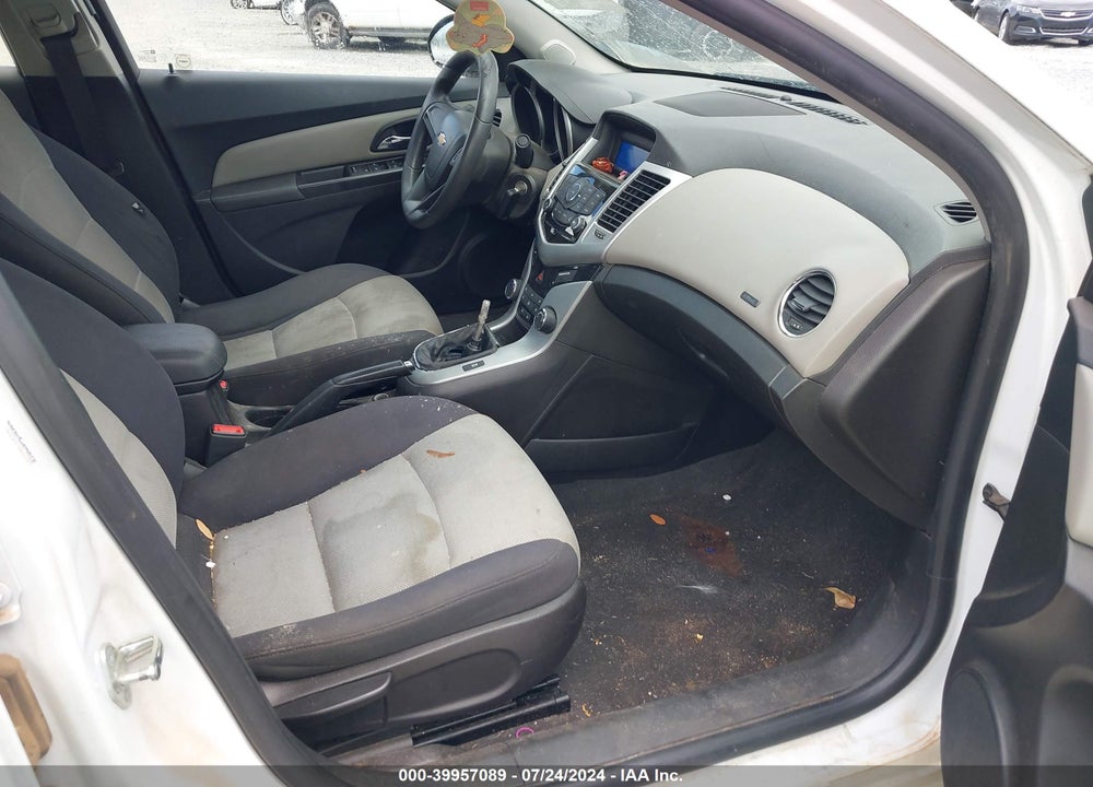 2015 CHEVROLET CRUZE LS MANUAL VIN: 1G1PB5SH6F7194972