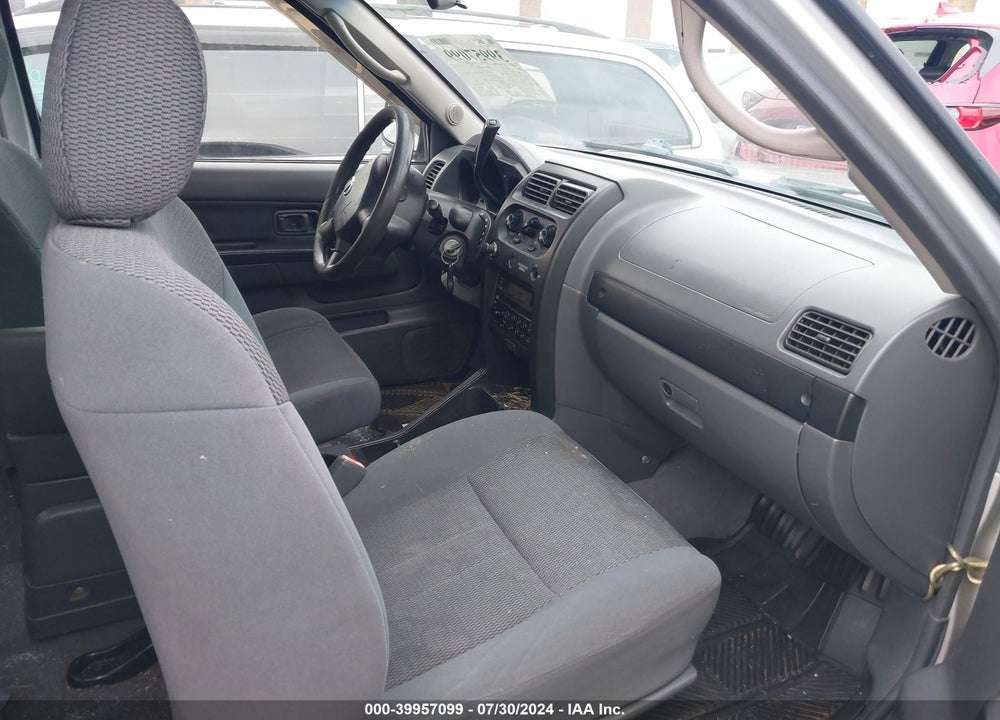 2004 NISSAN FRONTIER XE VIN: 1N6DD26T54C461280