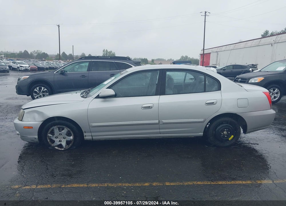 2005 HYUNDAI ELANTRA GLS/GT VIN: KMHDN46D55U117931