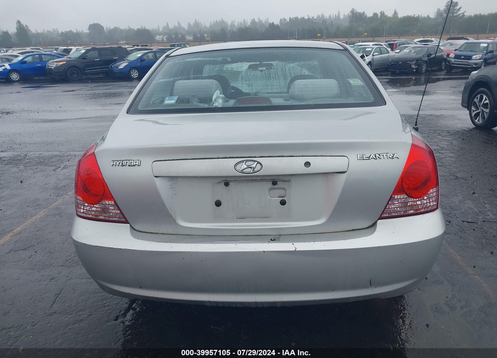 2005 HYUNDAI ELANTRA GLS/GT VIN: KMHDN46D55U117931