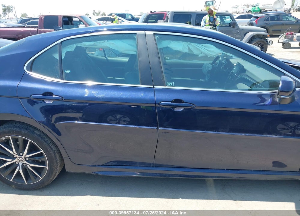 2021 TOYOTA CAMRY SE VIN: 4T1T11AK4MU523483