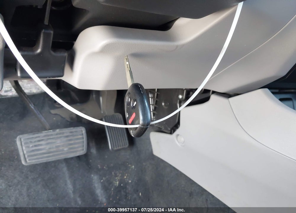 2013 HONDA CIVIC LX VIN: 19XFB2F51DE288322