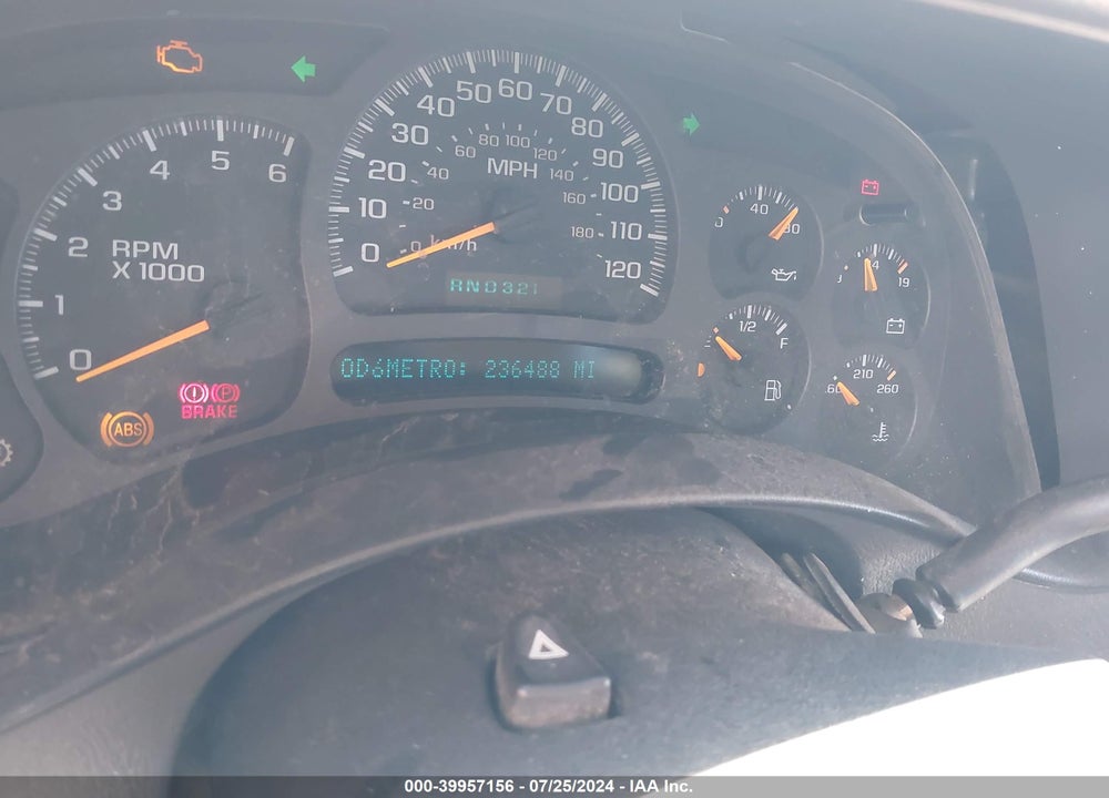 2003 CHEVROLET SILVERADO 2500HD LS VIN: 1GCHK29U03E106891