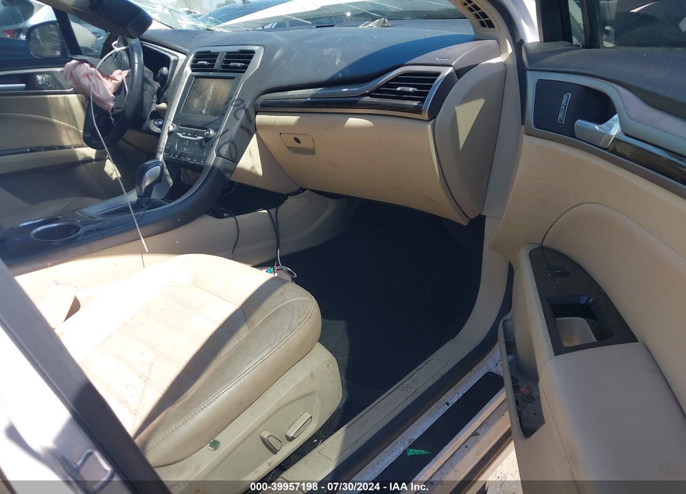 2014 FORD FUSION SE VIN: 3FA6P0HD2ER112177