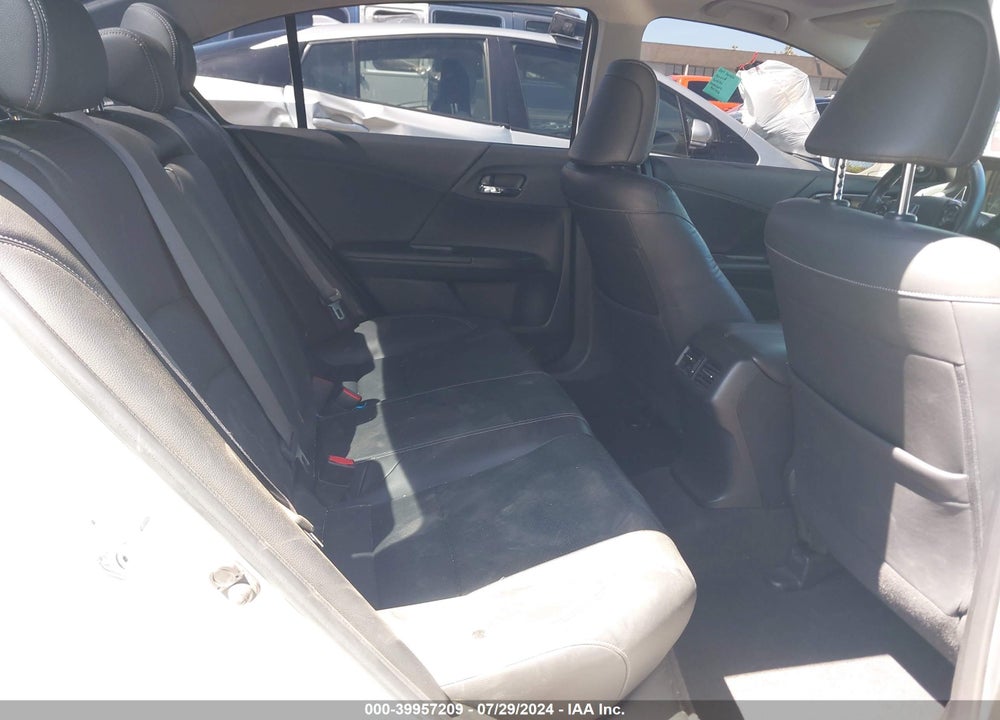 2017 HONDA ACCORD HYBRID EX-L VIN: JHMCR6F50HC019200