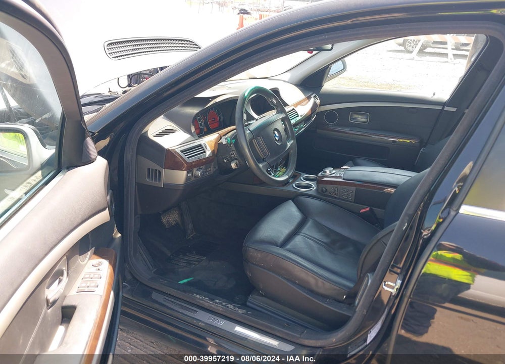 2006 BMW 750I VIN: WBAHL83516DT00158