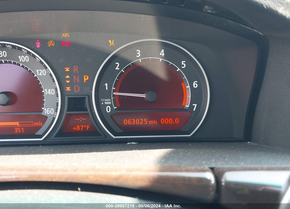 2006 BMW 750I VIN: WBAHL83516DT00158