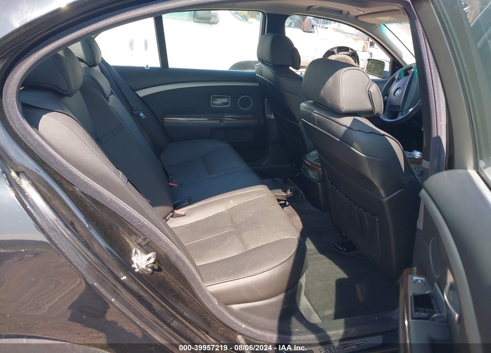 2006 BMW 750I VIN: WBAHL83516DT00158