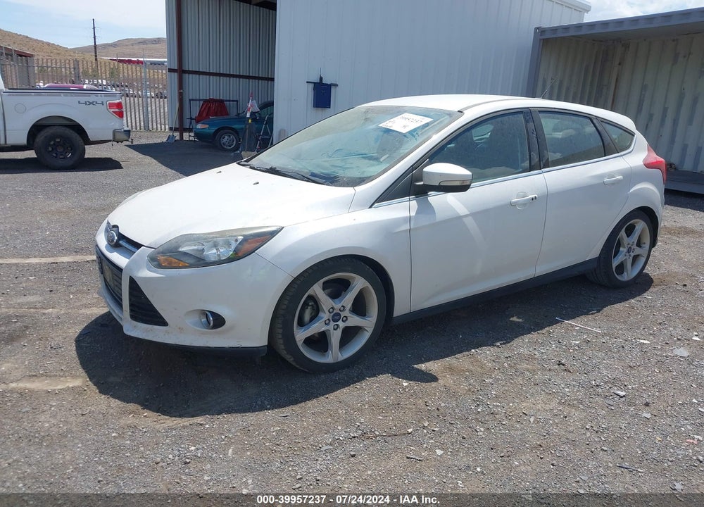 2014 FORD FOCUS TITANIUM VIN: 1FADP3N2XEL111725