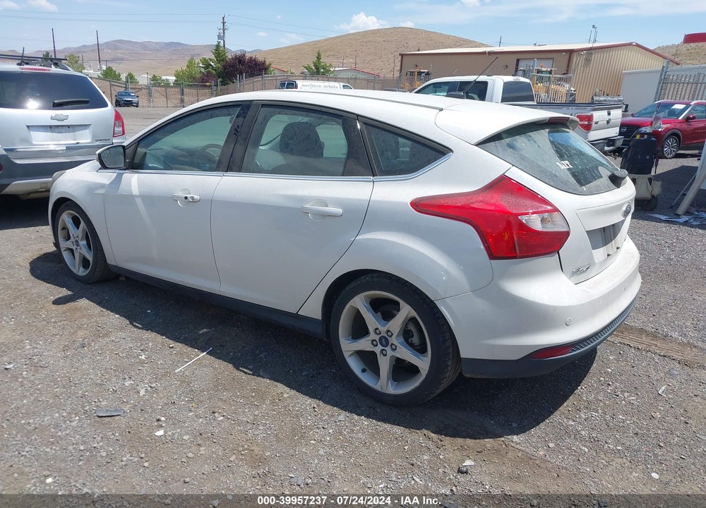2014 FORD FOCUS TITANIUM VIN: 1FADP3N2XEL111725