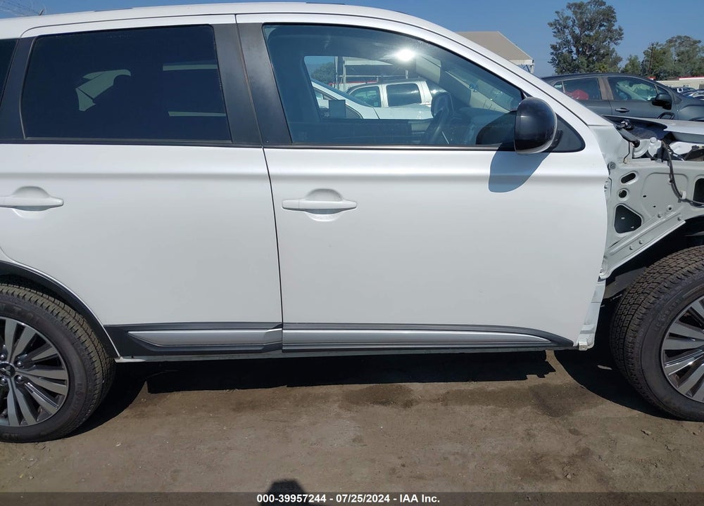 2020 MITSUBISHI OUTLANDER ES 2.4 S-AWC/LE 2.4 S-AWC/SE 2.4 S-AWC/SEL 2.4 S-AWC/SP 2.4 S-AWC VIN: JA4AZ3A33LZ046856