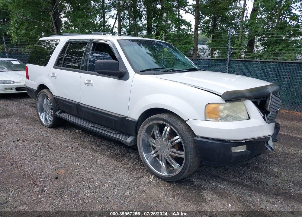 2004 FORD EXPEDITION NBX/XLT VIN: 1FMFU16L04LA73309