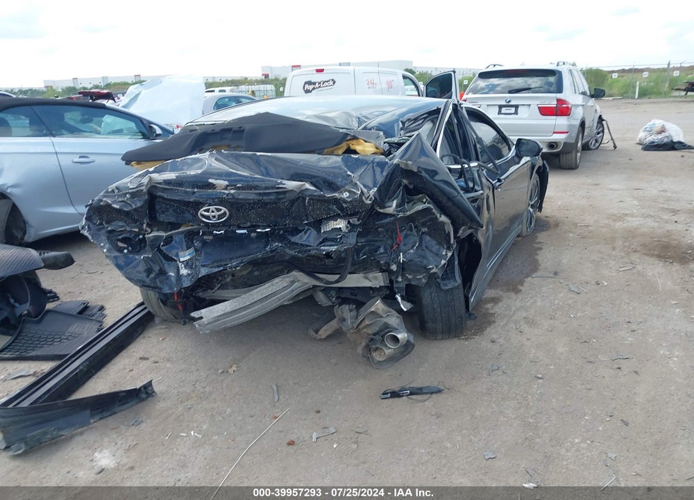 2018 TOYOTA CAMRY VIN: JTNB11HK9J3022236