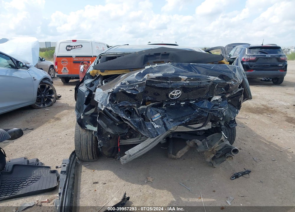 2018 TOYOTA CAMRY VIN: JTNB11HK9J3022236