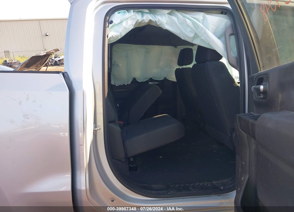 2020 CHEVROLET SILVERADO 1500 4WD  SHORT BED CUSTOM/4WD  STANDARD BED CUSTOM VIN: 3GCPYBEKXLG358414