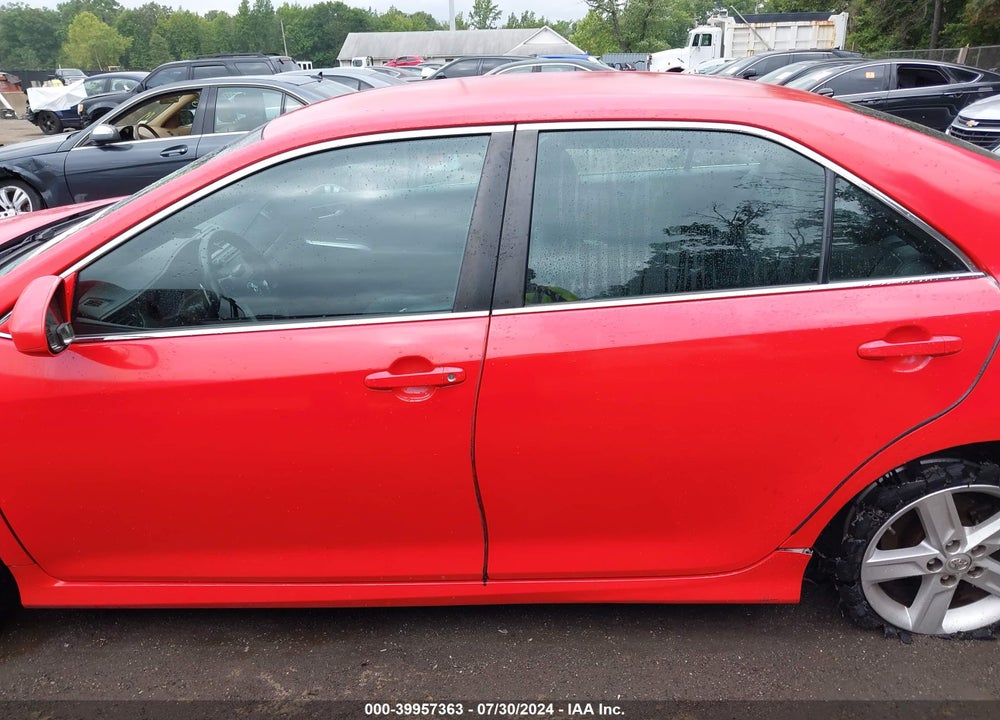 2014 TOYOTA CAMRY L/LE/SE/SE SPORT/XLE VIN: 4T1BF1FK5EU431936