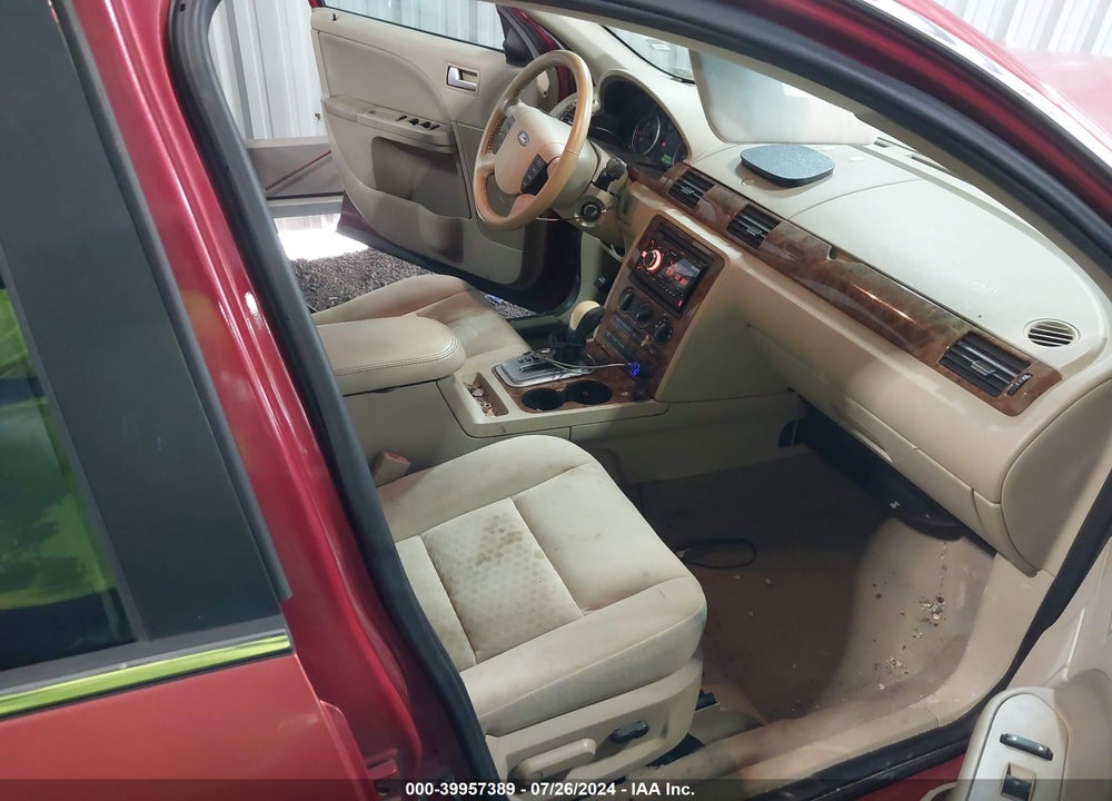 2007 FORD FIVE HUNDRED SEL VIN: 1FAFP24117G104184