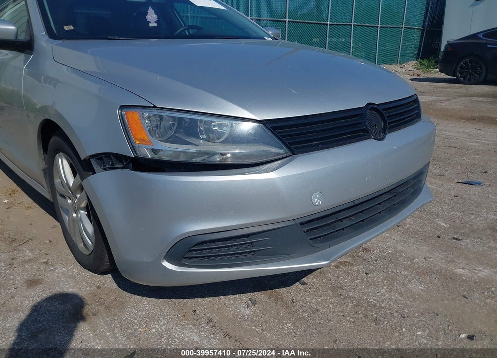 2014 VOLKSWAGEN JETTA 1.8T SE VIN: 3VWD17AJXEM362756