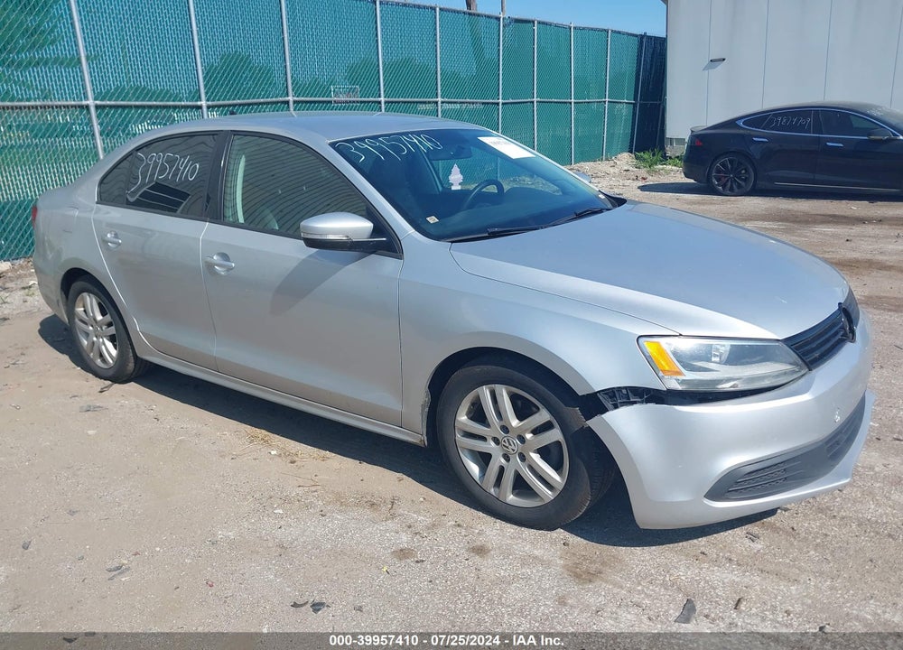 2014 VOLKSWAGEN JETTA 1.8T SE VIN: 3VWD17AJXEM362756