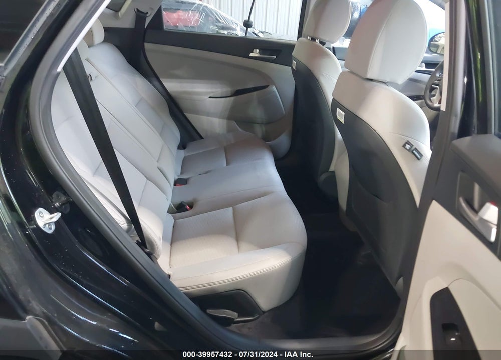 2020 HYUNDAI TUCSON SE VIN: KM8J23A4XLU117787