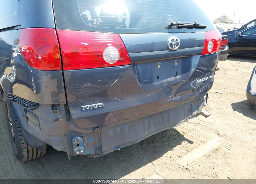 2006 TOYOTA SIENNA CE VIN: 5TDZA23C56S541525