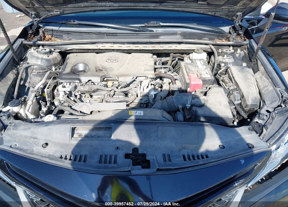 2018 TOYOTA CAMRY SE VIN: 4T1B11HK7JU670426