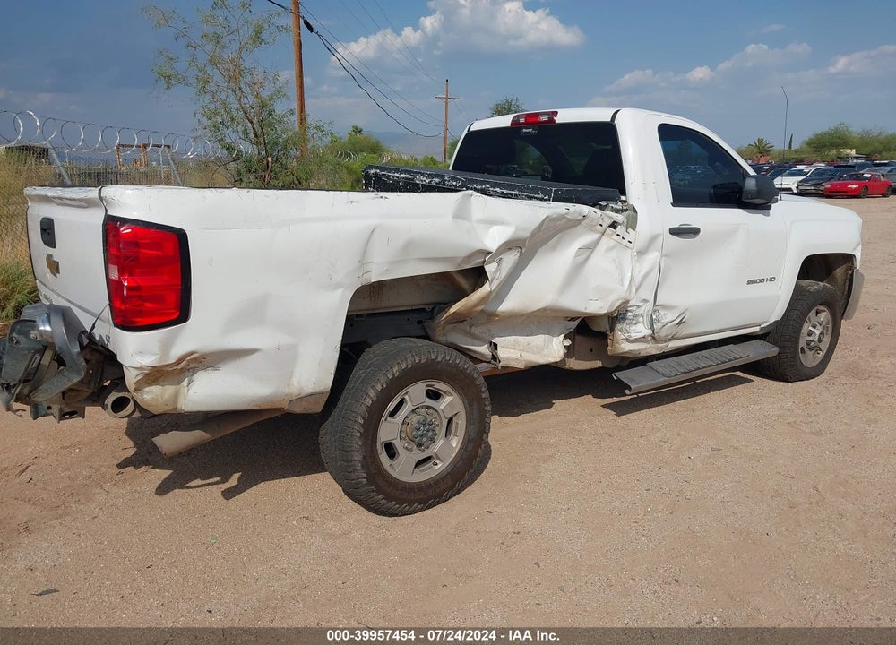 2015 CHEVROLET SILVERADO 2500HD LT VIN: 1GC0CVEG6FZ131349