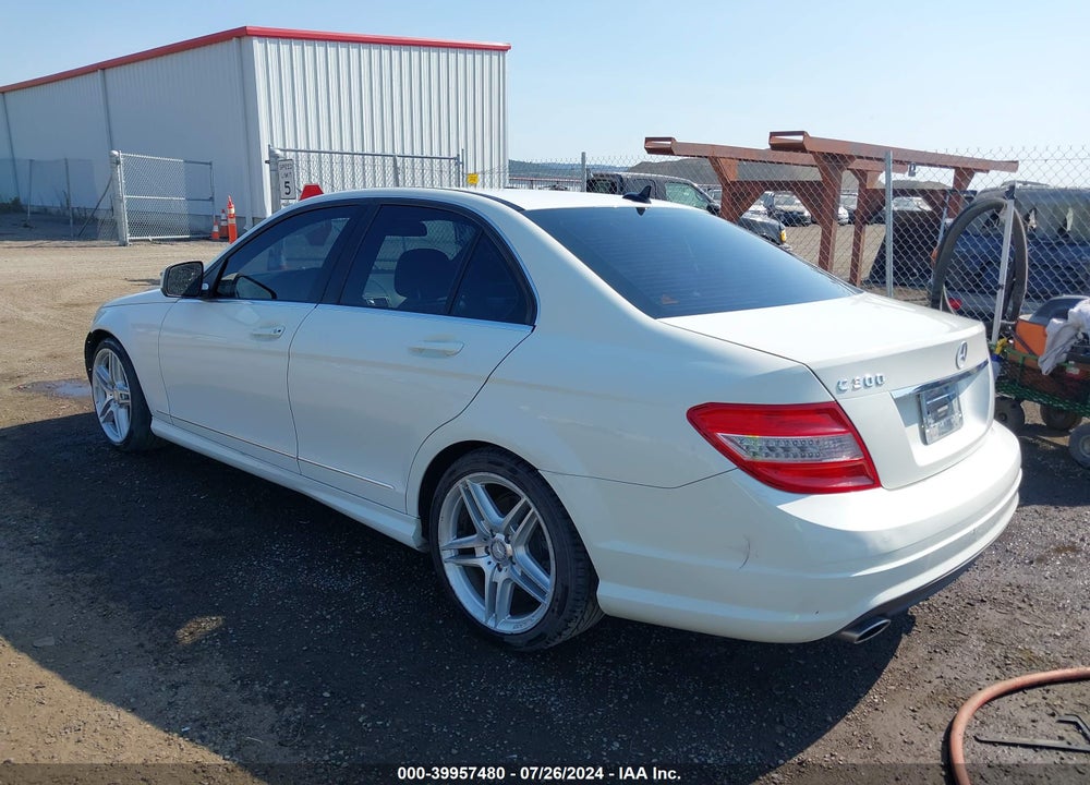 2008 MERCEDES-BENZ C 300 LUXURY/SPORT VIN: WDDGF54X48F057236