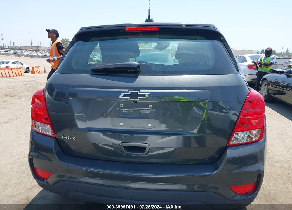 2019 CHEVROLET TRAX LS VIN: 3GNCJKSB3KL319829