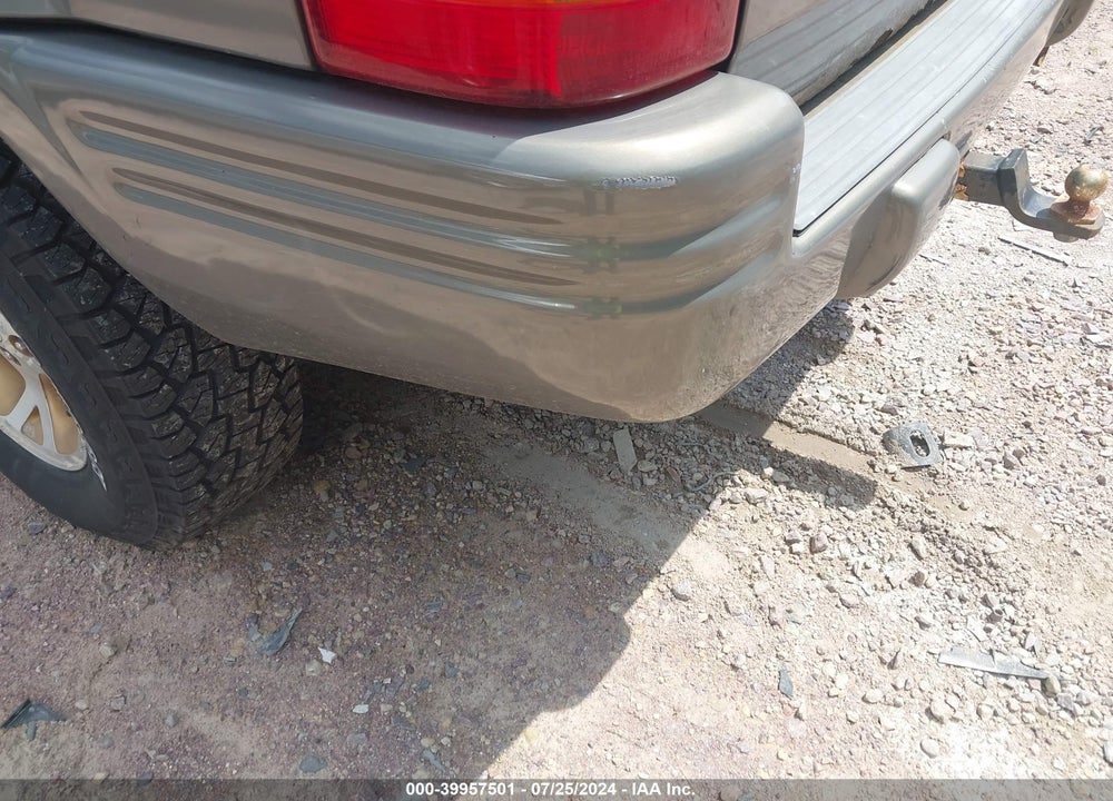 1998 JEEP GRAND CHEROKEE LIMITED VIN: 1J4GZ78YXWC172139