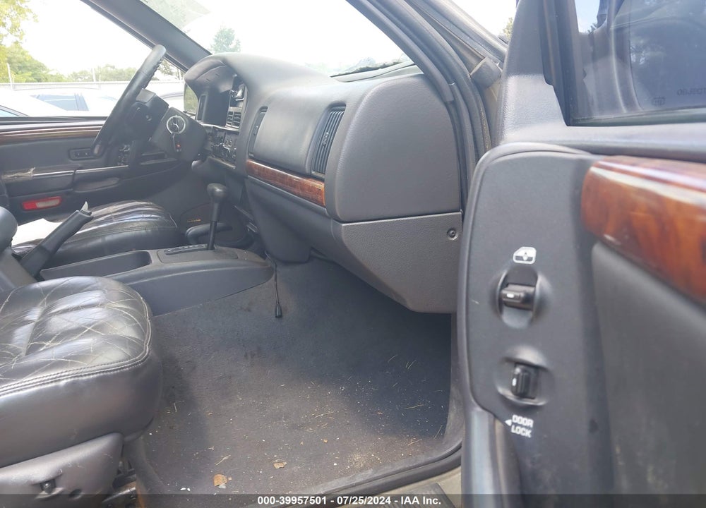 1998 JEEP GRAND CHEROKEE LIMITED VIN: 1J4GZ78YXWC172139