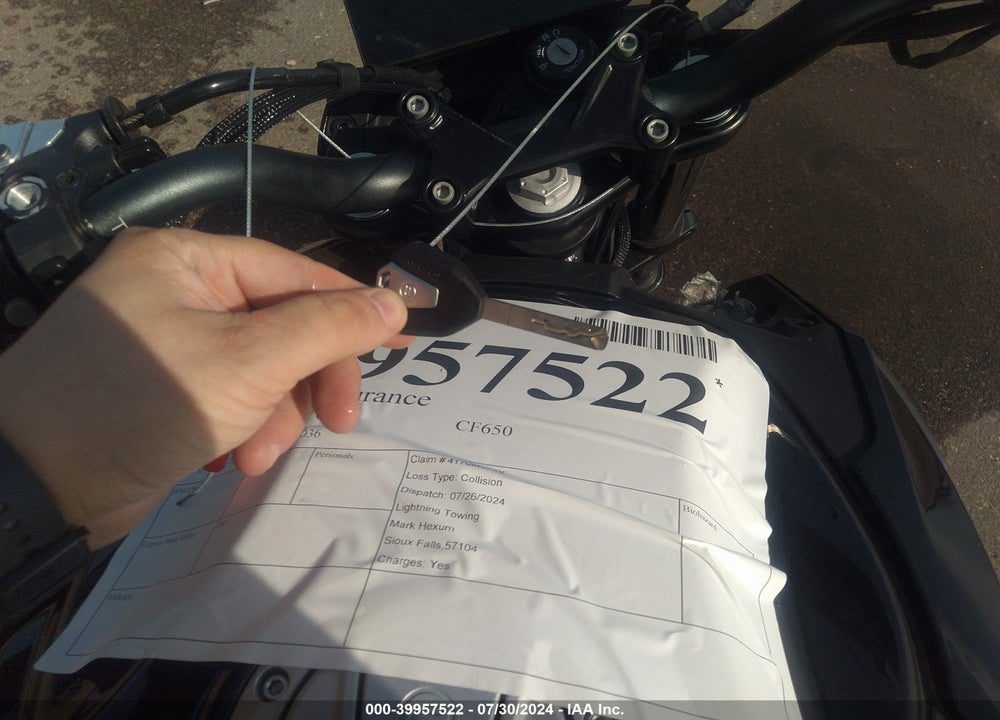 2022 CF MOTO 650NK VIN: LCEPEVLB7N6000365