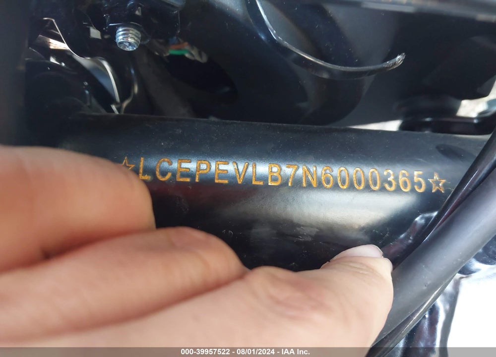 2022 CF MOTO 650NK VIN: LCEPEVLB7N6000365