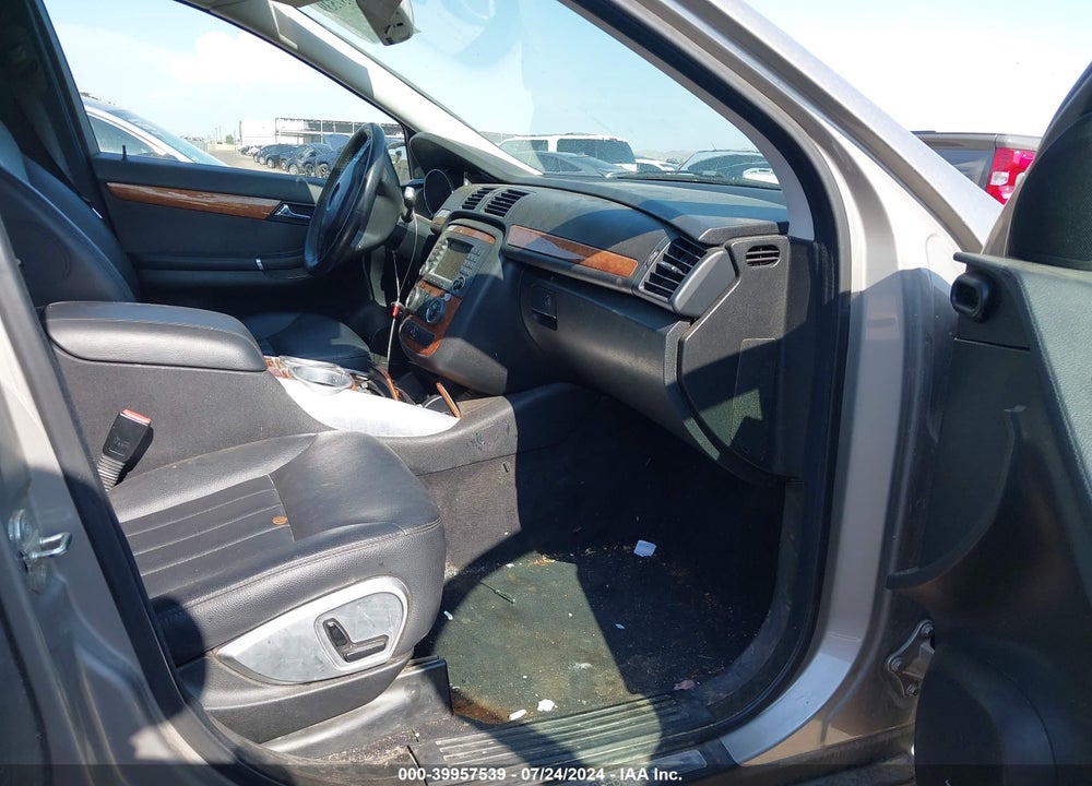 2007 MERCEDES-BENZ R 350 4MATIC VIN: 4JGCB65E07A055658
