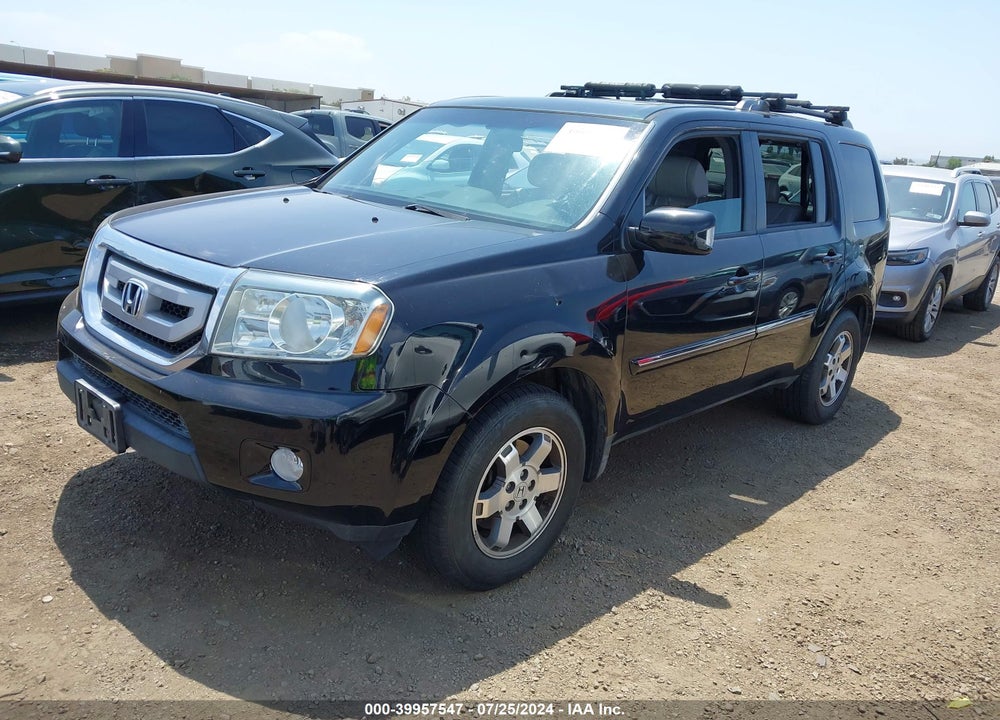 2011 HONDA PILOT TOURING VIN: 5FNYF3H90BB037737