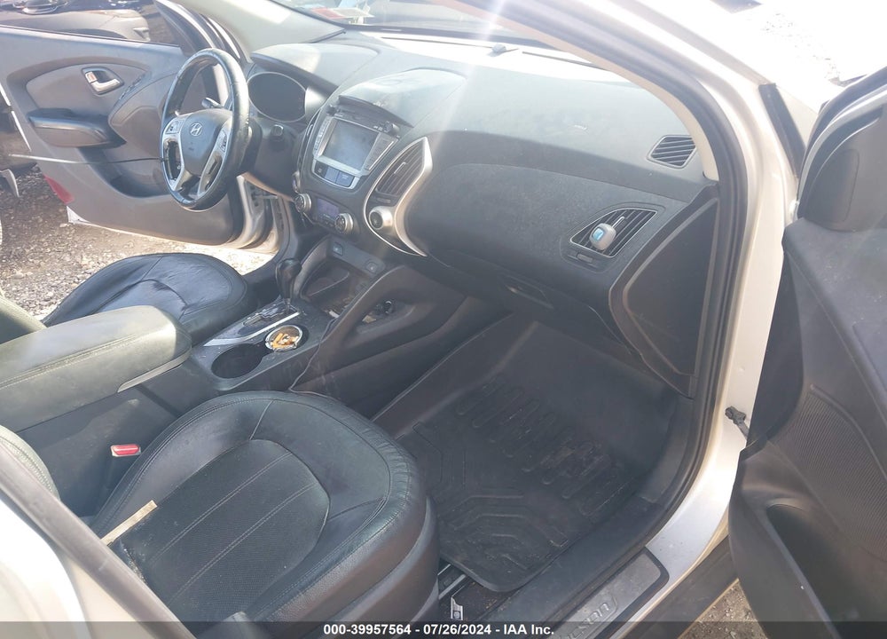 2013 HYUNDAI TUCSON LIMITED VIN: KM8JUCAC8DU727822