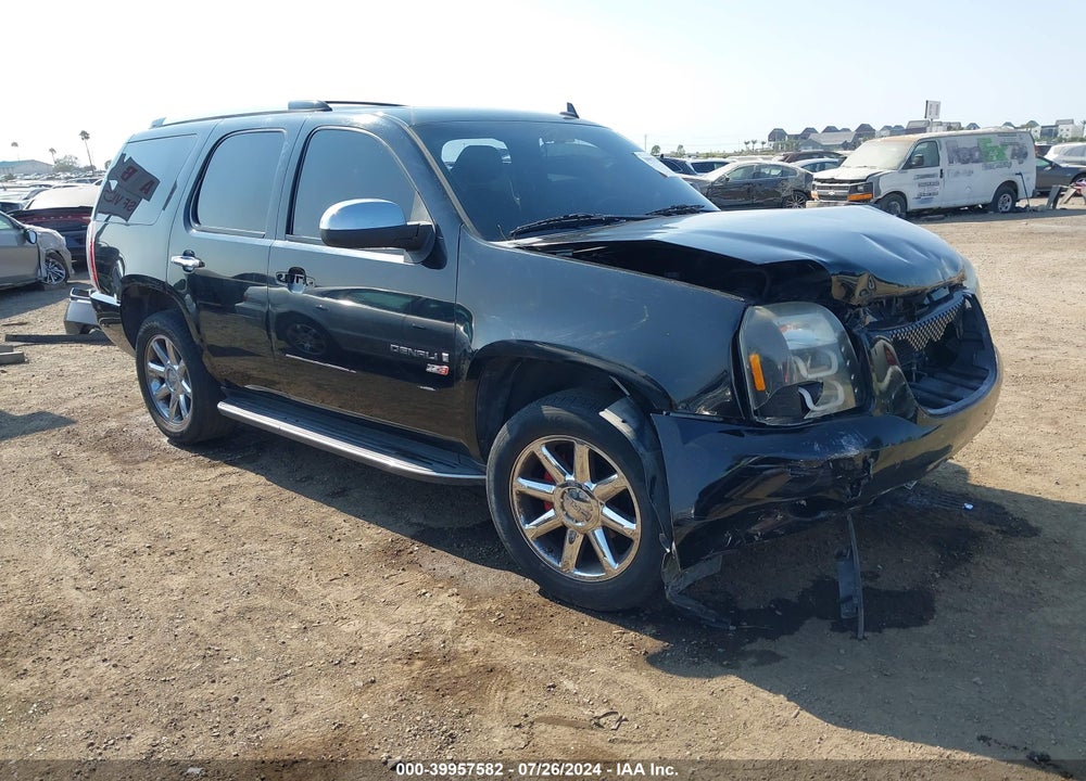 2008 GMC YUKON DENALI VIN: 1GKFK63848J227064